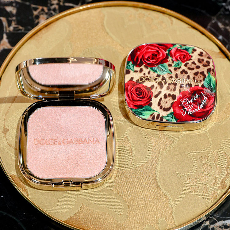 Beauty News, Dolce & Gabbana, The Love Collector, คอลเลคชั่นใหม่, ไฮไลท์, Limited Edition, ตลับลายพิเศษ, ลายแซ่บ, แป้งไฮไลท์, ออกใหม่, ปัดแก้ม, ตลับลายเสือ, ตลับลายกุหลาบ