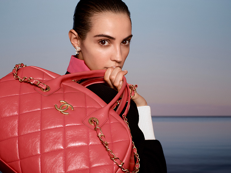 Fashion, Chanel, Chanel Cruise 2020-21, Chanel คอลเลคชั่นใหม่, Chanel ออกใหม่, Chanel มาใหม่, Chanel กระเป๋า, Chanel เข็มขัด, Chanel สร้อย, Chanel รองเท้า, Chanel กำไล, Chanel สร้อยข้อมือ, Chanel แอคเซสซอรี่