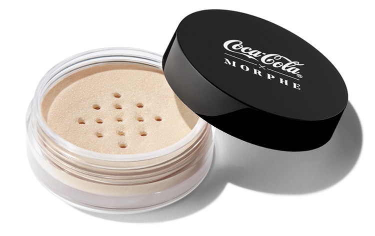 Beauty News, COCA-COLA X MORPHE, COCA-COLA, MORPHE Brush, คอลเลคชั่นใหม่, ออกใหม่, มาใหม่, คอลเลคชั่นแซ่บ, อายแชโดว์พาเลท, ลิปกลอส, เซ็ตแปรง, ไฮไลท์เนื้อฝุ่น, เซ็ตฟองน้ำแต่งหน้า