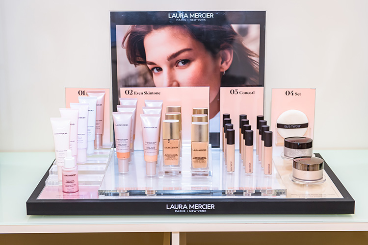 Beauty News, Laura Mercier, The Iconic Flawless Face Pop-up Store, New Normal Service, Set Don’t Settle, แป้งเซตเมคอัพอันดับ 1, Translucent Loose Setting Powder, พารากอน