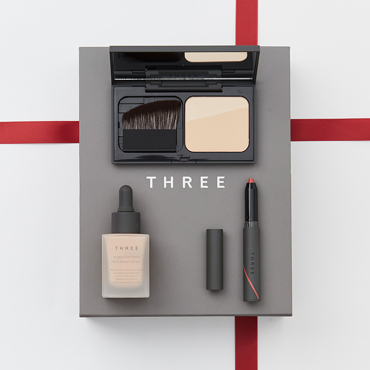 Beauty News, THREE Cosmetics, THREE Thailand, THREE Holiday Collection 2020, เซ็ตของขวัญ, เซ็ตสกินแคร์, เซ็ตเมคอัพ, เซ็ตปีใหม่, เซ็ตสุดคุ้ม, คอลเลคชั่นฮอลิเดย์ 2020