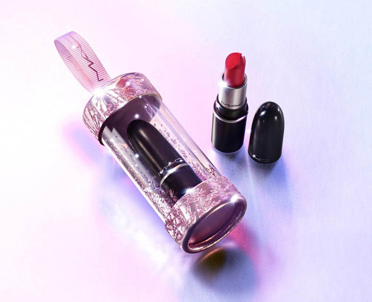 Beauty News, M·A·C Cosmetics, MAC Cosmetics, MAC คอลเลคชั่นใหม่, M·A·C Holiday 2020, Frosted Firework Collection, แมค, เครื่องสำอางแมค, Limited Edition, ลิปสติก, อายแชโดว์, ลิปกลอส, ไฮไลท์, เซ็ตของขวัญ, เซ็ตเมคอัพ