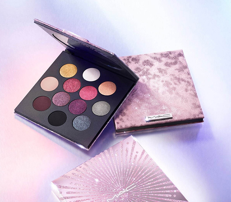 Beauty News, M·A·C Cosmetics, MAC Cosmetics, MAC คอลเลคชั่นใหม่, M·A·C Holiday 2020, Frosted Firework Collection, แมค, เครื่องสำอางแมค, Limited Edition, ลิปสติก, อายแชโดว์, ลิปกลอส, ไฮไลท์, เซ็ตของขวัญ, เซ็ตเมคอัพ