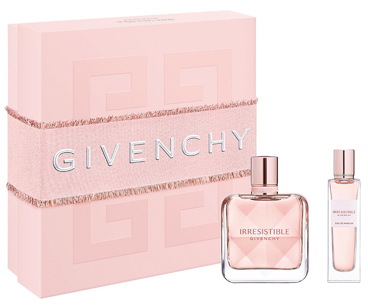 Beauty News, Givenchy Beauty, The Black to Light Collection, Holiday 2020,  เซ็ตของขวัญ, Limited Edition, ออกใหม่, มาใหม่, อายแชโดว์พาเลท, แป้งฝุ่นโปร่งแสง, ลิปสติก, น้ำหอม, เซ็ตเครื่องสำอาง, เซ็ตน้ำหอม