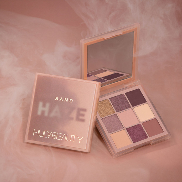 Beauty News, Huda Beauty, Haze Obsessions Palettes, Holiday 2020, คอลเลคชั่นใหม่, ออกใหม่, อายแชโดว์พาเลท, อายแชโดว์, แต่งตา, พาเลท, สีชมพู, สีเขียว, สีม่วง, Sand Haze Obsessions, Khaki Haze Obsessions, Purple Haze Obsessions