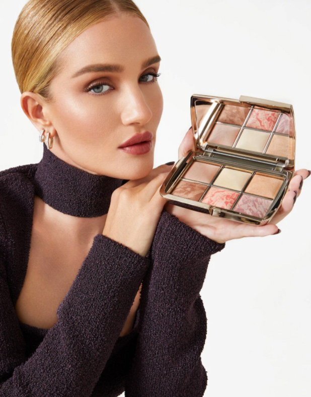 Beauty News, Hourglass, Hourglass Sculpture Collection, Holiday 2020, คอลเลคชั่นใหม่, ออกใหม่, มาใหม่, พาเลทปัดแก้ม, พาเลทแต่งหน้า, ลิปสติก, คอลเลคชั่นพิเศษ, Limited Edition