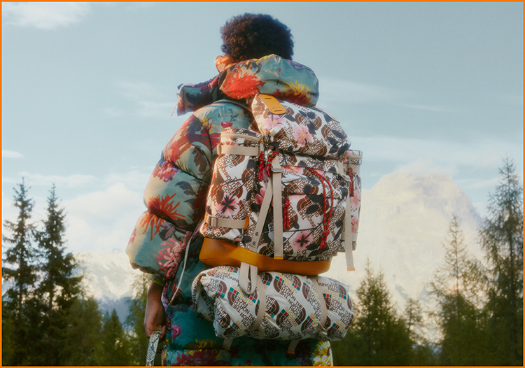 Fashion News, Gucci, The North Face X Gucci, The North Face, คอลเลคชั่นใหม่, นักผจญภัย, ชุดเดินป่า, เสื้อกันหนาว, รองเท้าเดินป่า, รองเท้าบู๊ท, กระเป๋าเดินทาง, เป้, แบ็คแพ็ค, เต็นท์, ถุงนอน, หมวกกันหนาว, หมวกไหมพรม, แคมปิ้ง, กางเต็นท์, ปีนเขา