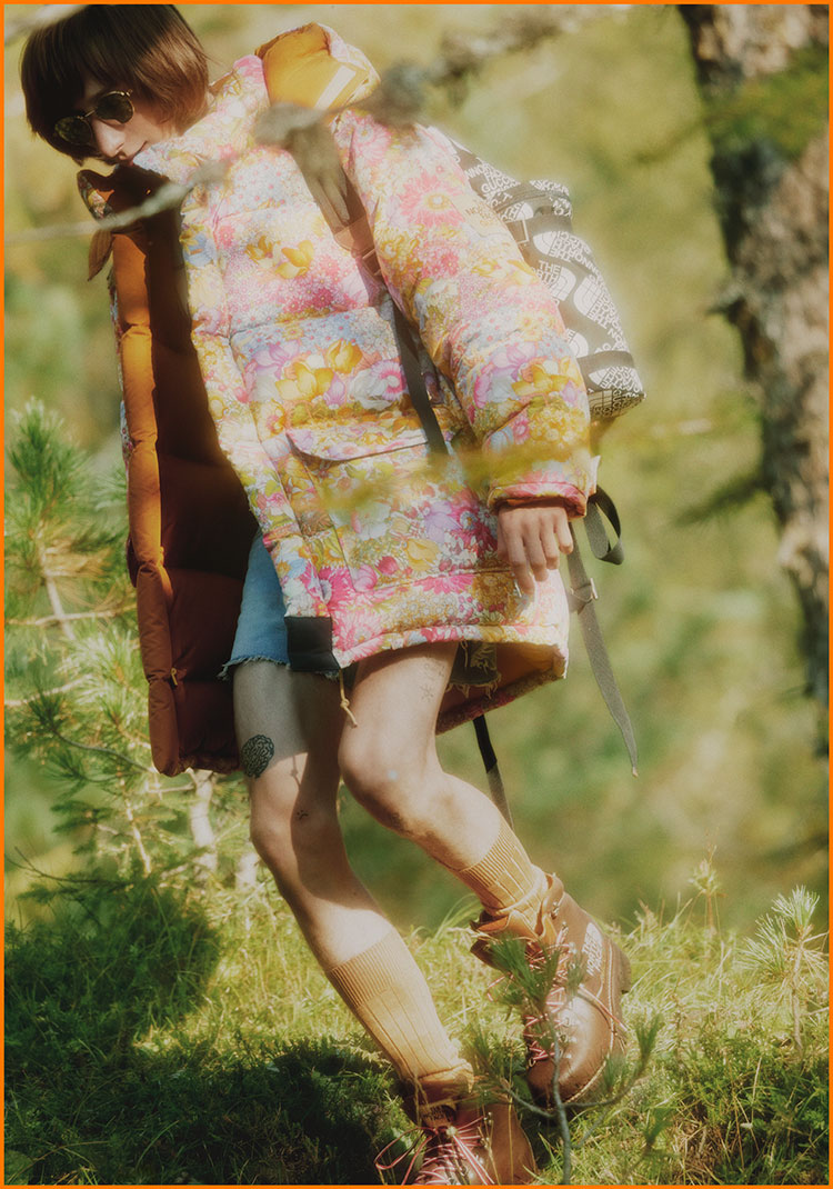 Fashion News, Gucci, The North Face X Gucci, The North Face, คอลเลคชั่นใหม่, นักผจญภัย, ชุดเดินป่า, เสื้อกันหนาว, รองเท้าเดินป่า, รองเท้าบู๊ท, กระเป๋าเดินทาง, เป้, แบ็คแพ็ค, เต็นท์, ถุงนอน, หมวกกันหนาว, หมวกไหมพรม, แคมปิ้ง, กางเต็นท์, ปีนเขา
