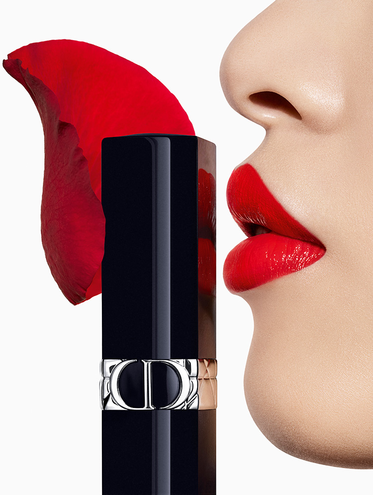 Beauty News, Dior Makeup, Rouge Dior, ลิปสติก, โฉมใหม่, ดีไซน์ใหม่, ออกใหม่, มาใหม่, ลิปสติกเนื้อครีม, ลิปสติกเนื้อแมทท์, ลิปสติกในตำนาน, ดิออร์, เมคอัพ, ราคา, เท่าไร, ปีเตอร์ ฟิลิปส์, คริสเตียน ดิออร์