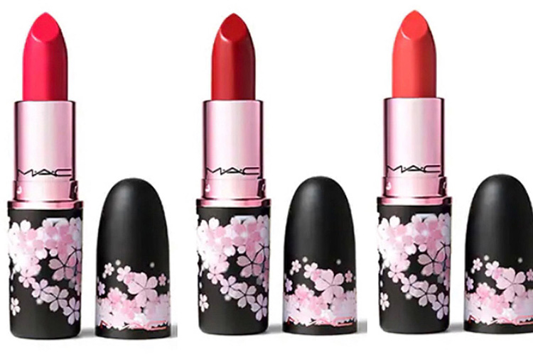 Beauty News, M.A.C Cosmetics, M.A.C Black Cherry Collection, M.A.C Spring 2021 Collection, MAC คอลเลคชั่นใหม่, MAC ออกใหม่, MAC มาใหม่, MAC Limited Edition, MAC ลิปสติก, MAC ลิปบำรุง, MAC ลิปบาล์ม, MAC บลัชออน, ลายซากุระ, ลายดอกไม้, Fix + Setting Spray, Prep + Prime Lip Cream, Extra Dimension Blush, Lipstick, Mascara
