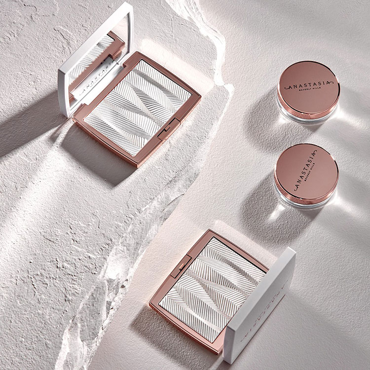 Beauty News, Anastasia Beverly Hills, คอลเลคชั่นใหม่, 2021, เจลขนคิ้ว, งัดขนคิ้ว, ลิปกลอส, ไฮไลท์, งานผิวโกลว, ไฮไลท์ปังๆ, ไฮไลท์ฉ่ำๆ, ออกใหม่, มาใหม่, ราคา, เท่าไร, ไอเทมใหม่
