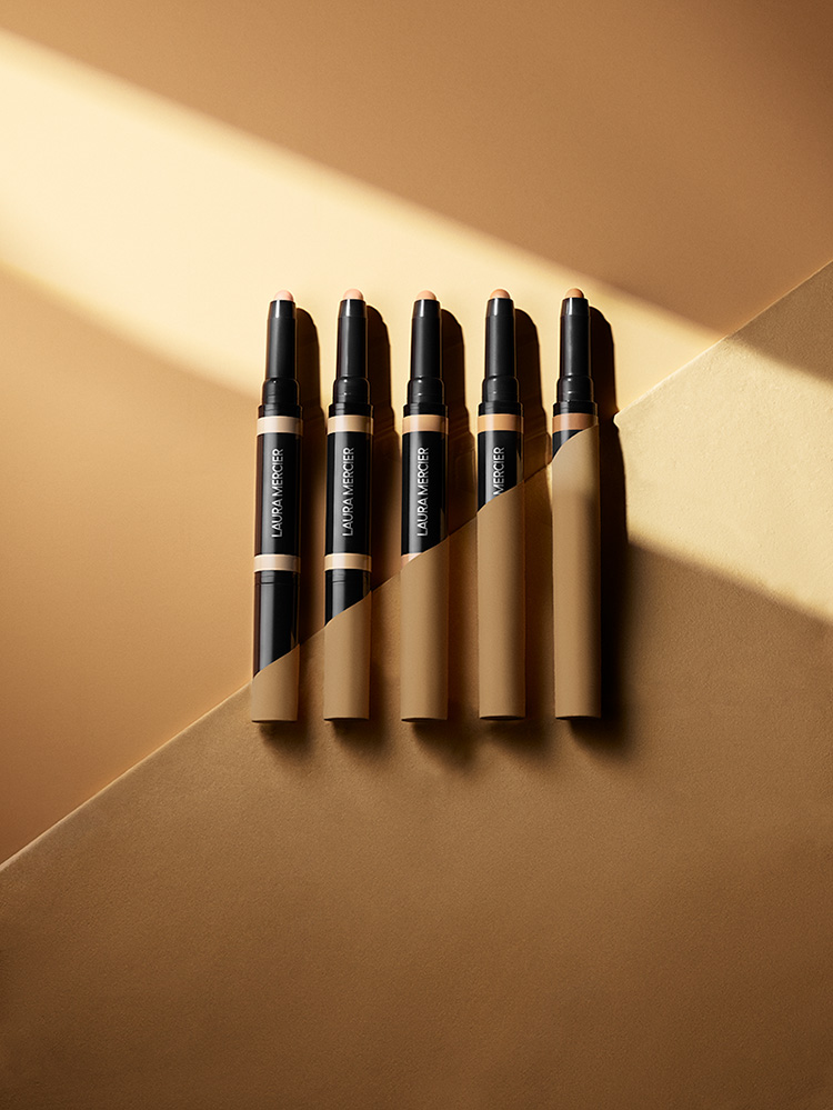 Beauty News, Laura Mercier, Secret Camouflage Concealer Brighten & Correct Duo, คอนซีลเลอร์, ออกใหม่, มาใหม่, สูตรใหม่, คอร์เร็คเตอร์, ปกปิด, รอยดำ, ริ้วรอย, หมองคล้ำ