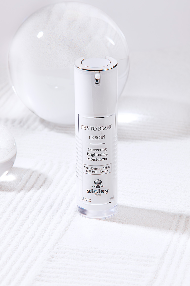Beauty News, Sisley Paris, ซิสเล่ย์, PHYTO-BLANC, LA MOUSSE, LA LOTION, LE SOIN, คอลเลคชั่นใหม่, ออกใหม่, มาใหม่, ผิวกระจ่างใส, ลดเลือดจุดด่างดำ, ลดความหมองคล้ำ, โฟมล้างหน้า, โลชั่น, น้ำตบ, เซรั่ม, ราคา, เท่าไร