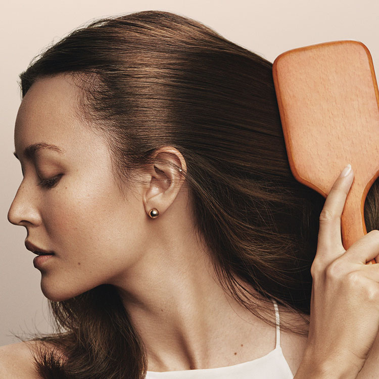 Beauty News, Aveda Official Store, Lazada, Aveda Thailand, ร้านค้าออนไลน์, ร้านค้าเป็นทางการ, อย่างเป็นทางการ, อเวดา, ผลิตภัญผมดูแลเส้นผม, ผลิตภัณฑ์ดูแลหนังศีรษะ, แชมพู, ครีมนวมผม, เซรั่มผม, แปรงหวีผม, บำรุงหนังศีรษะ