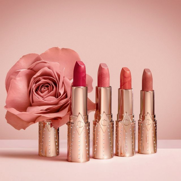 Beauty News, Charlotte Tilbury, Look of Love Collection, คอลเลคชั่นใหม่, ออกใหม่, มาใหม่, Look of Love Instant Look In A Palette, Look of Love K-I-S-S-I-N-G Lipstick,  Look of Love Matte Revolution Lipstick, ราคา, เท่าไร, ลิปสติก, เฟสพาเลท, พาเลทแต่งหน้า