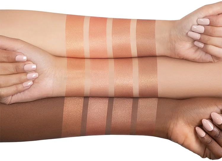 Beauty News, Huda Beauty, Glow Obsessions Mini Face Palette, ไฮไลท์, พาเลท, Face Palette, ปัดแก้ม, บลัชออน, ไฮไลท์พาเลท, 4 หลุม, เนื้อฝุ่น, เป็นธรรมชาติ, ผิวโกลว, เล่นแสง
