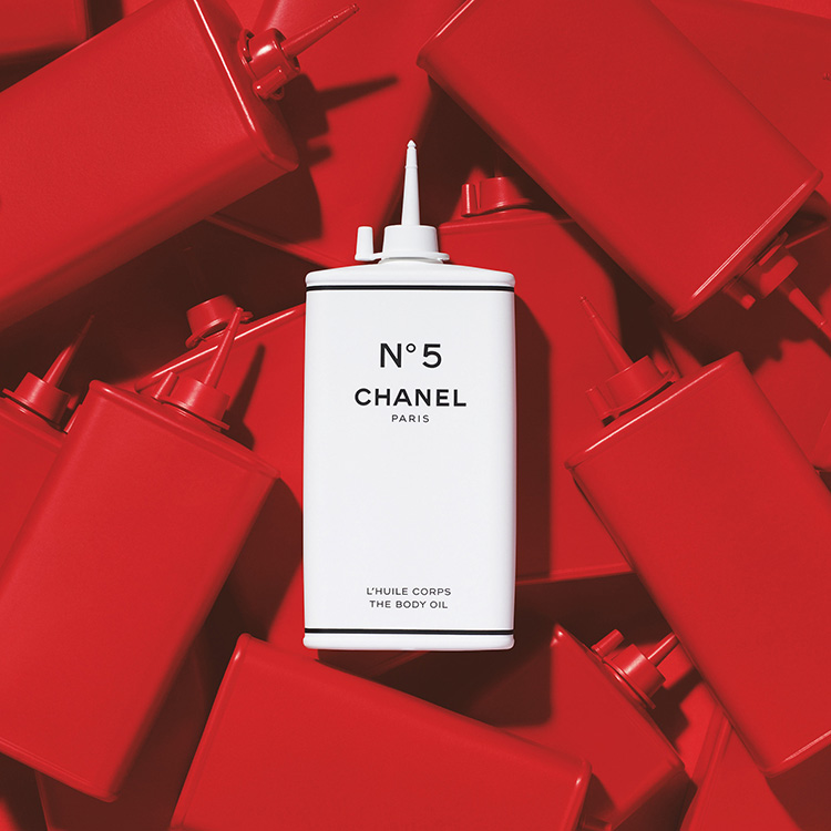 Beauty News, CHANEL, CHANEL Factory 5 Collection, CHANEL N°5, น้ำหอม, ครบรอบ 100 ปี, น้ำหอมในตำนาน, ชาเนล, น้ำหอมชาเนล, CHANEL Beauty, สกินแคร์, ผลิตภัณฑ์อาบน้ำ, บอดี้ออยล์, บอกดี้โลชั่น, ลอนช์