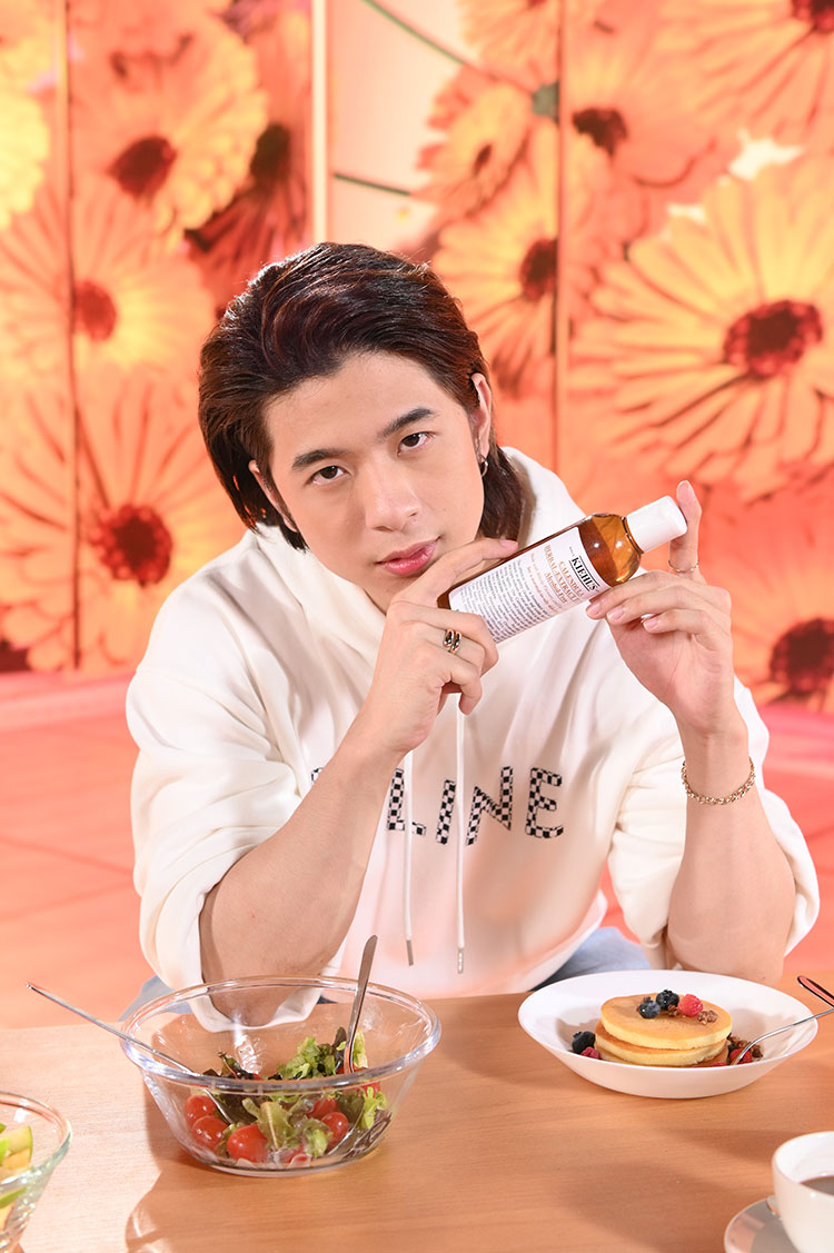 Beauty News, Kiehl's, คีลส์, Music Marketing, Social Platforms, TIKTOK, #KiehlsCalendulaGlow, ปอร์เช่, แจ๊คกี้, Friends of Kiehl’s, เพราะเธอแหละ, My Calendula, Calendula Herbal Extract Toner