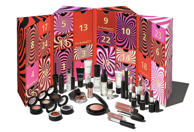 Beauty News, M·A·C Cosmetics, MAC Cosmetics, Hypnotizing Holiday Collection, Holiday 2021, คอลเลคชั่นปีใหม่, คอลเลคชั่นใหม่, ออกใหม่, Limited Edition, เซ็ตของขวัญ, คอลเลคชั่นพิเศษ, อายแชโดว์พาเลท, ไฮไลท์, ลิปสติก, ลิปกลอส