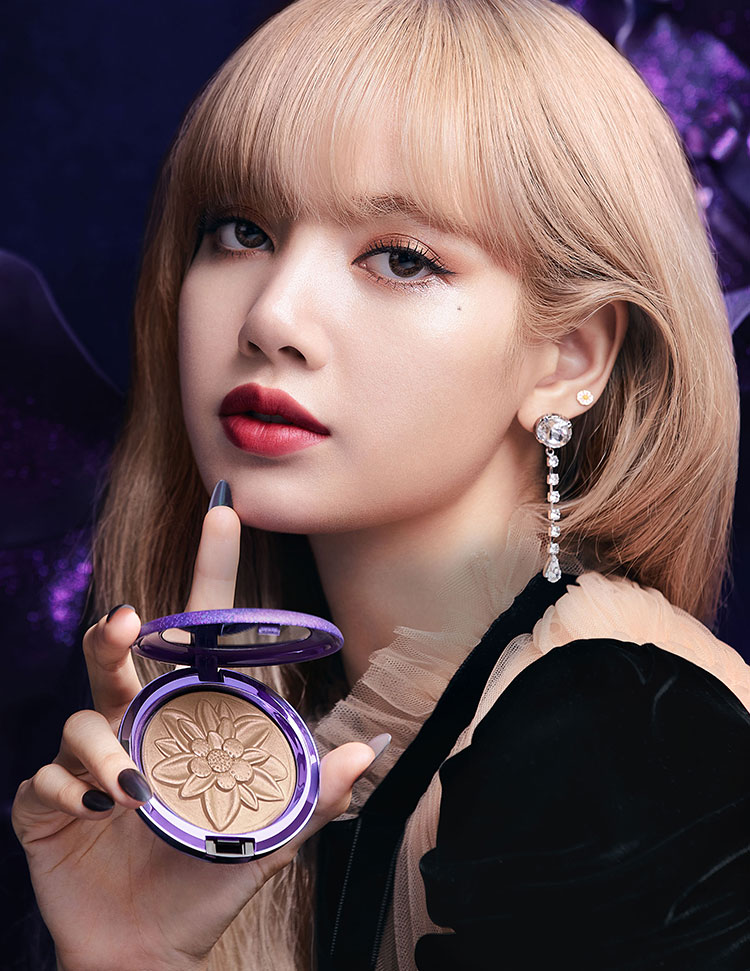 Beauty News, M•A•C X L, M•A•C Cosmetics, MAC Cosmetics, MAC, M•A•C, เครื่องสำอางแมค, แมค, Lisa Blackpink, ลิซ่า, ลลิษา มโนบาล, คอลเลคชั่นใหม่, คอลเลคชั่นพิเศษ, มาใหม่, ออกใหม่, อายแชโดว์พาเลท, ลิควิดลิปสติก, ไฮไลท์, อายไลเนอร์, บลัชออน, ราคา, เท่าไร