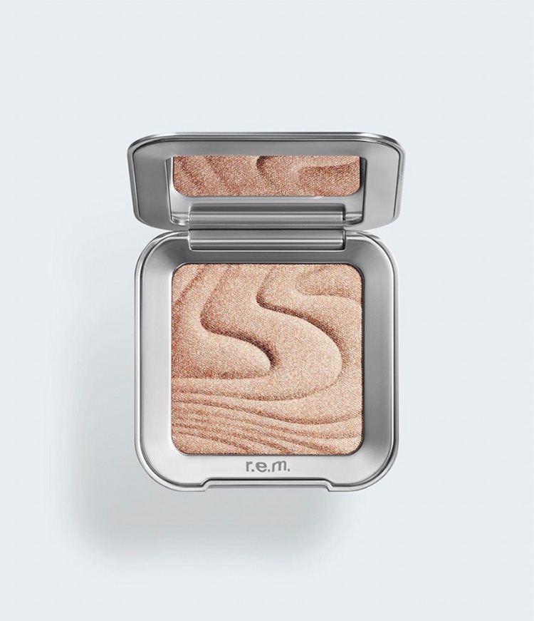Beauty News, r.e.m. beauty, Ariana Grande, แบรนด์ใหม่, เครื่องสำอาง, เมคอัพ, แต่งหน้า, นักร้อง, แม่ค้า, คอลเลคชั่นใหม่, แบรนด์มาใหม่, ลอนช์, อายแชโดว์พาเลท, ลิปสติก, ลิปกลอส, อายแชโดว์, อายไลเนอร์, ไฮไลท์, ราคา, เท่าไร