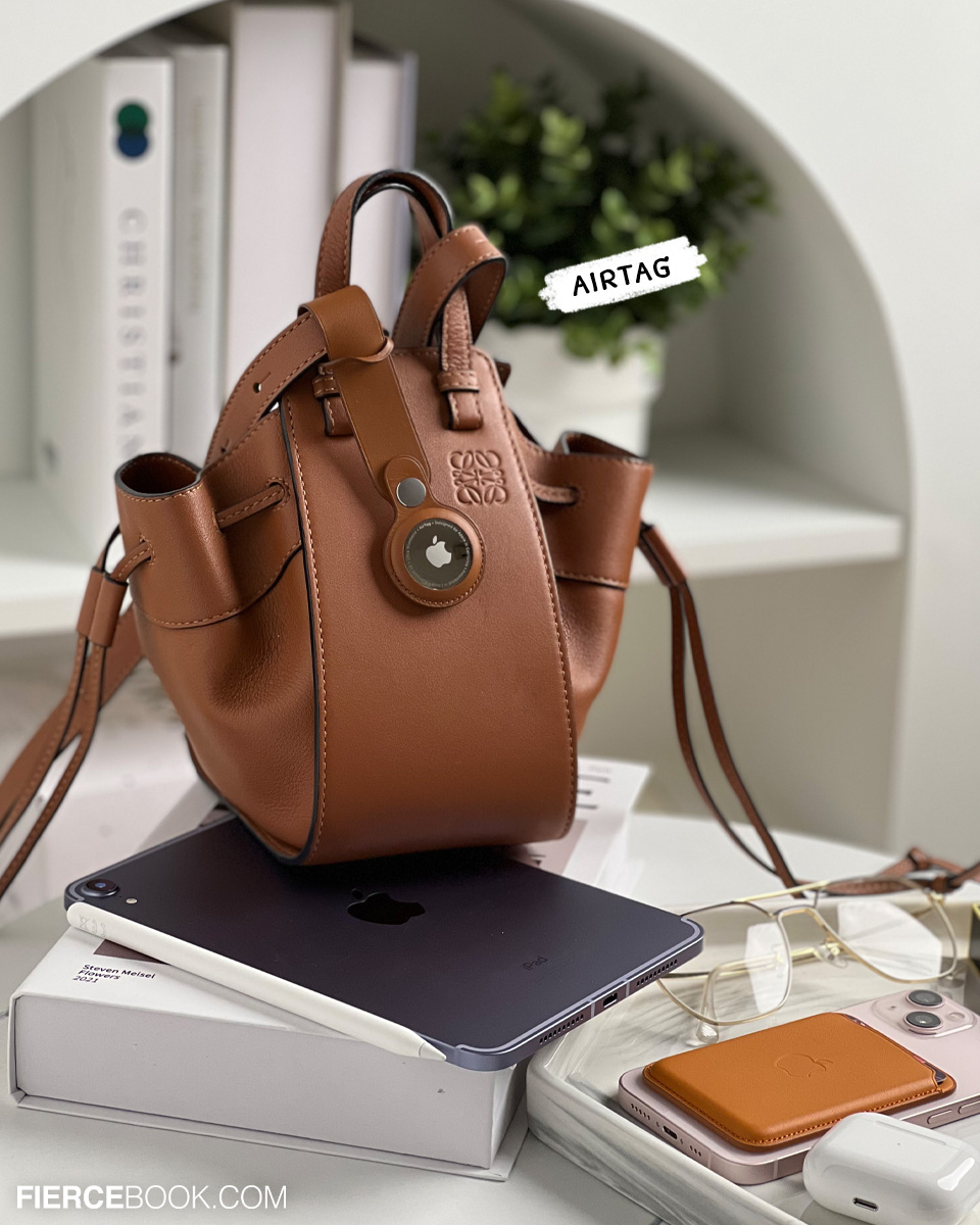 Lifestyle, ไอเดีย, ของขวัญ, ปีใหม่, Apple, ipad mini, iphone 13, iphone 13 pro, airpods, airpods max, leather wallet, apple pencil, แท็ปเล็ต, มือถือ, หูฟังไร้สาย, หูฟังบลูทูธ, gift