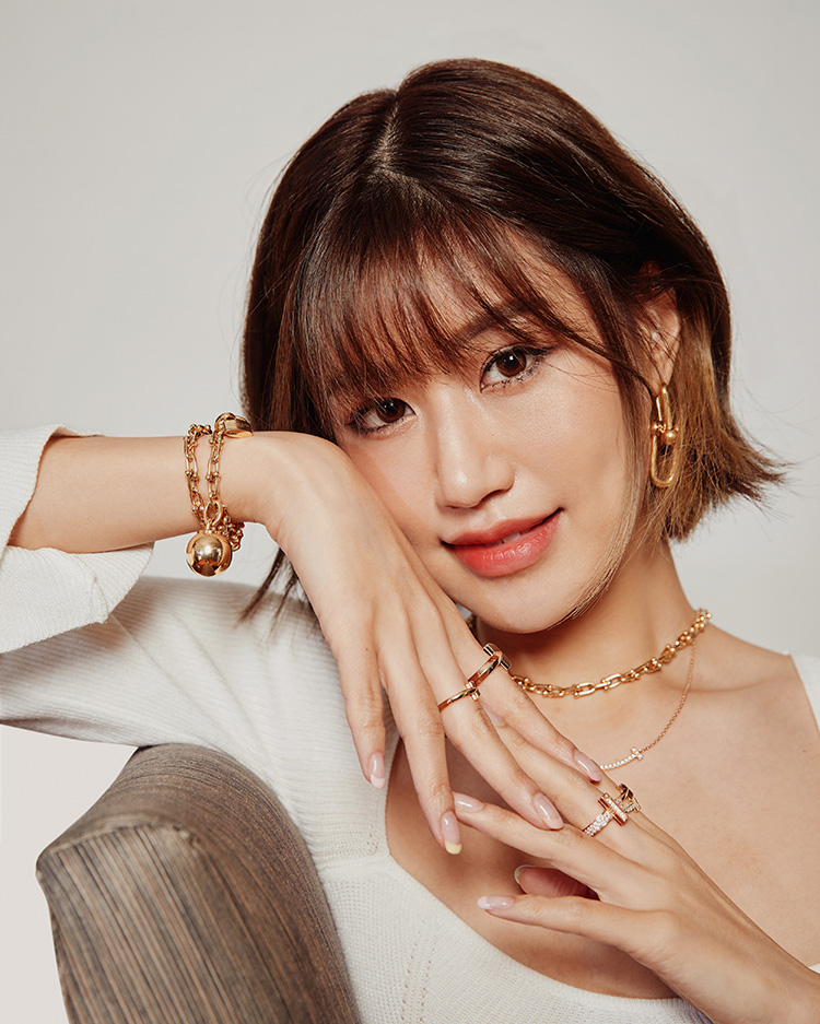 Fashion News, Tiffany & Co., Holiday 2021 Campaign, แคมเปญ, Tiffany T, Tiffany HardWear, โบว์-เมลดา สุศรี, ฟาง–ธนันต์ธรณ์ นีระสิงห์, เฟย์-พรปวีณ์ นีระสิงห์, ดาว-พิมพ์ทอง วชิราคม, พราว-อรณิชา กรินชัย