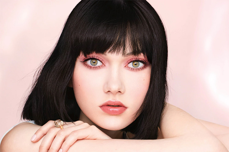 Beauty News, Dior, Dior Makeup, Spring 2022, คอลเลคชั่นใหม่, ออกใหม่, มาใหม่, อายแชโดว์พาเลท, ลิปสติก, ลิปกลอส, บลัชสติ๊ก, น้ำยาทาเล็บ, 3 Couleurs Tri(o)blique, Dior Stick Glow, Dior Forever Cushion Powder, Dior Addict Lip Maximizer, Rouge Dior, Dior Vernis