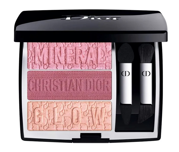 Beauty News, Dior, Dior Makeup, Spring 2022, คอลเลคชั่นใหม่, ออกใหม่, มาใหม่, อายแชโดว์พาเลท, ลิปสติก, ลิปกลอส, บลัชสติ๊ก, น้ำยาทาเล็บ, 3 Couleurs Tri(o)blique, Dior Stick Glow, Dior Forever Cushion Powder, Dior Addict Lip Maximizer, Rouge Dior, Dior Vernis