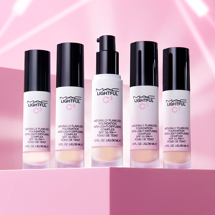 Beauty News, M·A·C Cosmetics, MAC Cosmetics, Lightful C3 Collection, คอลเลคชั่นใหม่, สกินแคร์, เมคอัพ, รองพื้น, คุชชั่น, แป้ง, อิมัลชั่น, โลชั่น, ไมเซลล่าวอเทอร์, ครีม, อายครีม, ทินท์, บาล์ม,​ ผิวกระจ่างใส, ราคา, เท่าไร