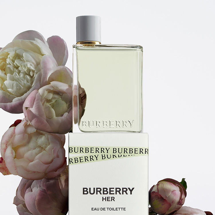 Beauty News, Burberry, Burberry Her, Her Eau de Toilette, น้ำหอม, ออกใหม่, คอลเลคชั่นใหม่, ราคา, เท่าไร, น้ำหอมใหม่, กลิ่นหอม, เบอร์เบอร์รี่