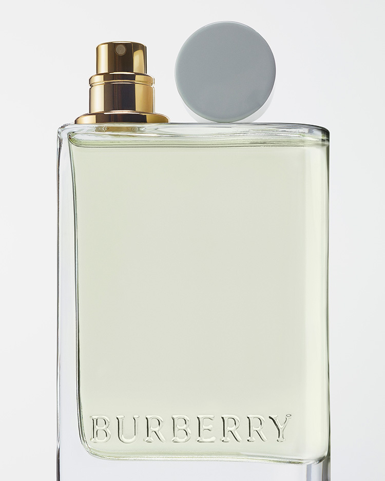 Beauty News, Burberry, Burberry Her, Her Eau de Toilette, น้ำหอม, ออกใหม่, คอลเลคชั่นใหม่, ราคา, เท่าไร, น้ำหอมใหม่, กลิ่นหอม, เบอร์เบอร์รี่