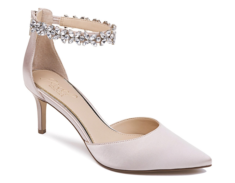 Fashion, รองเท้า, Shoes, เจ้าสาว, Bridal Shoes, Wedding Shoes, รองเท้าแต่งงาน, รองเท้าเจ้าสาว, รองเท้าส้นสูง, รองเท้าออกงาน, งานแต่งงาน, Rover Vivier, Jimmy Choo, Amina Muaddi, Mach & Mach, Christian Louboutin, Manolo Blahnik, Sergio Rossi, Badgley Mischka, Sophia Webster, Bella Belle