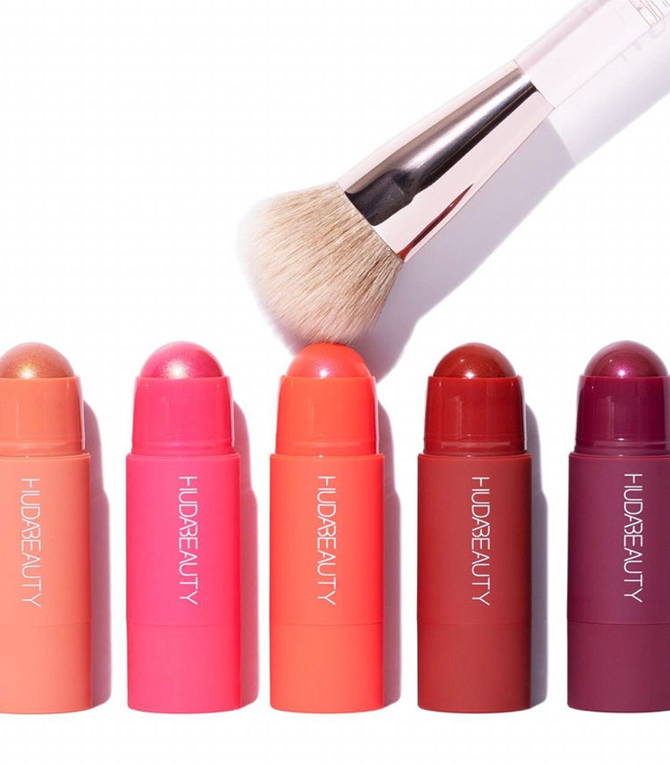 Beauty News, Huda Beauty, Cheeky Tint Blush Stick, คอลเลคชั่นใหม่, ออกใหม่, บลัชออน, เนื้อครีม, ครีมสติ๊ก, บลัชสติ๊ก, ลิปแอนด์ชีค, Lip and Cheek Tint, แก้มฉ่ำ, ผิวโกลว, หน้าวาว, ปัดแก้ม, บลัชทินท์