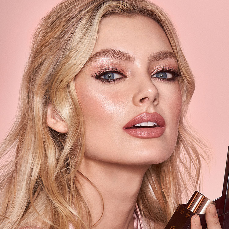 Beauty News, Charlotte Tilbury, Quick & Easy Makeup, Makeup Kit, Makeup Set, เมคอัพเซ็ต, คอลเลคชั่นใหม่, ออกใหม่, มาใหม่, เมคอัพสติ๊ก, เครื่องสำอางแบบแท่ง, พกพา, ง่าย, เร็ว, แต่งหน้าง่ายๆ