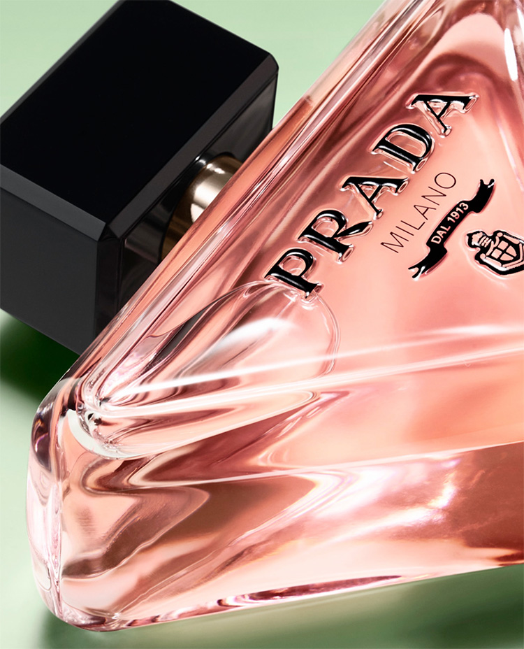 Beauty News, Prada Paradoxe, Prada Beauty, Prada, น้ำหอม, ออกใหม่, มาใหม่, คอลเลคชั่นใหม่, Emma Watson, น้ำหอมแนว Floral, น้ำหอมแนว Amber