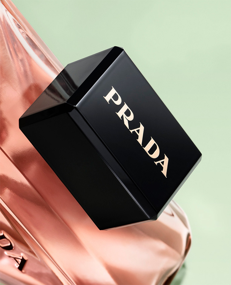 Beauty News, Prada Paradoxe, Prada Beauty, Prada, น้ำหอม, ออกใหม่, มาใหม่, คอลเลคชั่นใหม่, Emma Watson, น้ำหอมแนว Floral, น้ำหอมแนว Amber