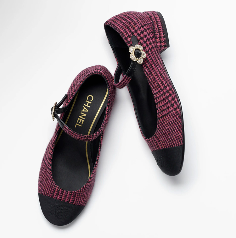 Fashion, รองเท้า, Mary Jane, Shoes, Roger Vivier Très Vivier Strass Buckle Babies Ballerinas, Dolce Gabbana Satin Mary Janes, Christian Louboutin Miss Jane, Dior D-Doll Pump, Gucci Women’s Mid-Heel Pump with Horsebit, Miu Miu Naplak pumps, Chanel Mary Jane, Prada Satin pumps with crystals, Jimmy Choo Ade Flat, Maison Margiela Tabi Mary-Janes