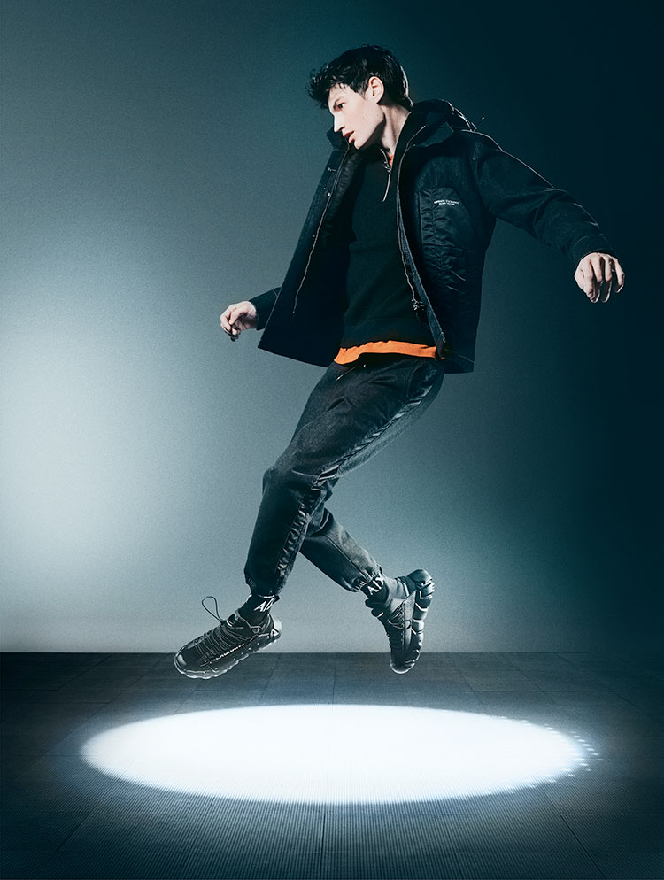 Fashion News, A|X Armani Exchange, คอลเลคชั่นใหม่, YOU.ME.US., Fall Winter 2022-23, Giorgio Armani, เสื้อผ้าผู้ชาย, เสื้อผ้สผู้หญิง, เสื้อกันหนาว, เซ็นทรัล มาร์เก็ตติ้ง กรุ๊ป, CMG, เซ็นทรัล รีเทล, CRC