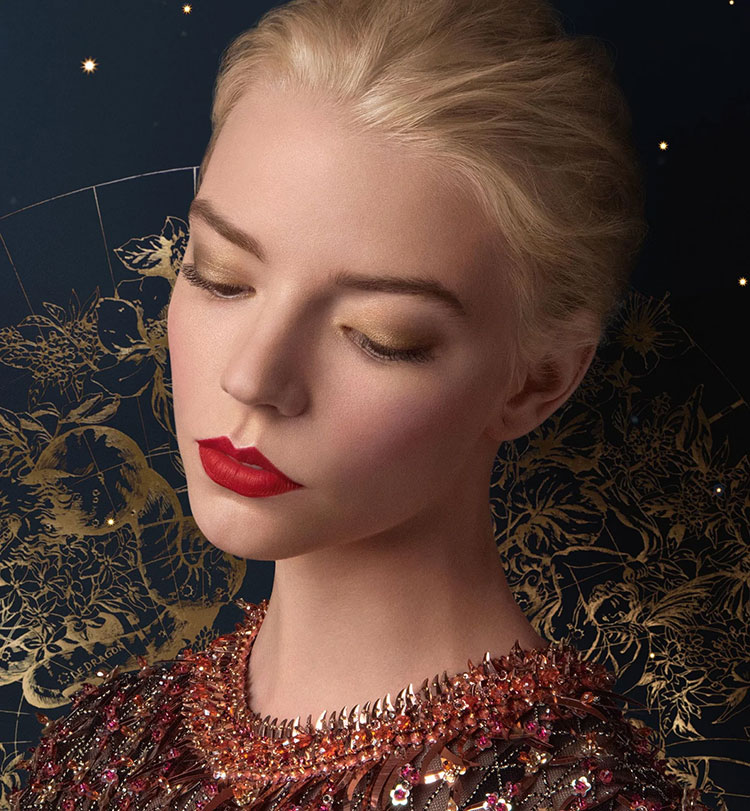 Beauty News, Dior, Dior Makeup, Holiday 2022 collection, คอลเลคชั่นใหม่, ออกใหม่, ฮอลิเดย์ 2022, ลายกลุ่มดาว, Limited Edition, อายแชโดว์พาเลท, ลิปสติก, บลัชออน, คลัทช์ลิปสติก, ราคา, เท่าไร