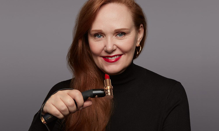Beauty News, Lancôme, HAPTA, นวัตกรรมใหม่, อุปกรณ์แต่งหน้า, เครื่องมือ, เมคอัพ, อุปกรณ์ช่วยแต่งหน้าอัจฉริยะ, แต่งหน้า, ทาลิปสติก, มือจับ, มือช่วยแต่งหน้า