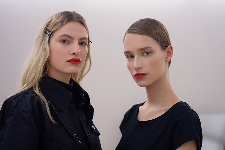 Beauty News, Makeup, Chanel, Haute Couture Spring-Summer 2023, Backstage, เทรนด์เมคอัพ, เครื่องสำอาง, ชาเนล, แต่งหน้า, ใหม่, เมคอัพลุค, เป็นธรรมชาติ, สดใส