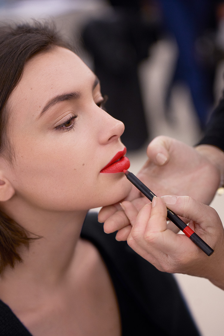 Beauty News, Makeup, Chanel, Haute Couture Spring-Summer 2023, Backstage, เทรนด์เมคอัพ, เครื่องสำอาง, ชาเนล, แต่งหน้า, ใหม่, เมคอัพลุค, เป็นธรรมชาติ, สดใส