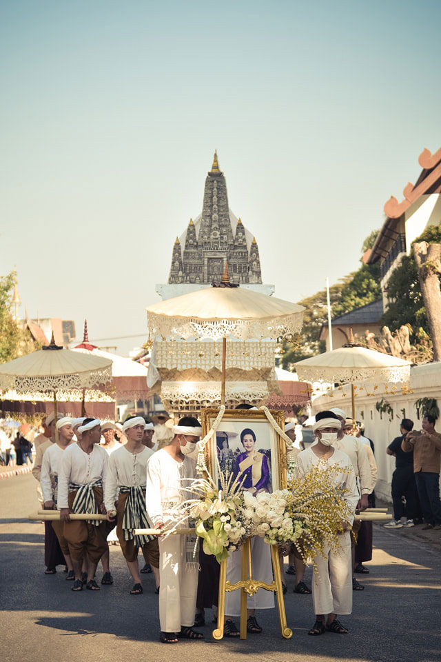 Lifestyle, เจ้าดวงเดือน ณ เชียงใหม่, เจ้ายาย, ไว้อาลัย, พิธีส่งสการตานคาบ, ประวัติ, แห่ปราสาท, ล้านนา, โบราณ, ดั้งเดิม, วัดพระสิงห์วรมหาวิหาร พระอารามหลวง, วัดสวนดอก พระอารามหลวง, จังหวัดเชียงใหม่