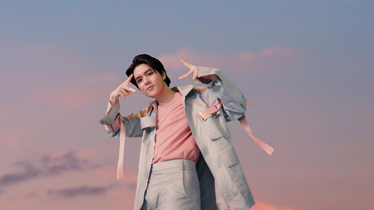 Beauty News, Maybelline New York, Sky High, Mascara, Aim High, Sky High M-F-D, พีพี กฤษฏ์, Eyes of Maybelline, ยอร์ช ยงศิลป์, MV, เพลง, เมย์เบลลีน นิวยอร์ก, แลช เซนเซชั่นแนล สกาย ไฮน์, มาสคาร่า, สูตรกันน้ำ