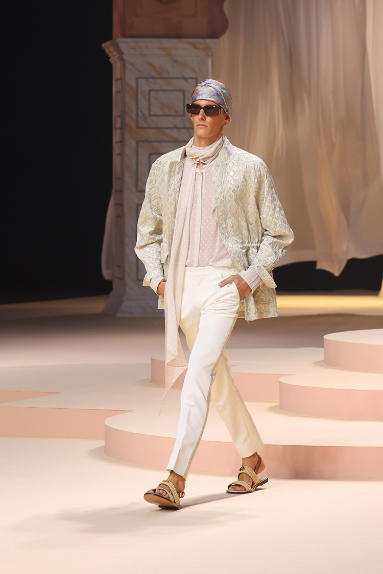 Fashion News, SIRIVANNAVARI, TAPESTRIES OF DREAMS, Spring/Summer 2023, สมเด็จพระเจ้าลูกเธอ เจ้าฟ้าสิริวัณณวรี นารีรัตนราชกัญญา, S'Homme, คอลเลคชั่นใหม่, ออกใหม่, เดรส, ชุด, กระโปรง, กางเกง, เครื่องประดับ, กระเป๋า, รองเท้า