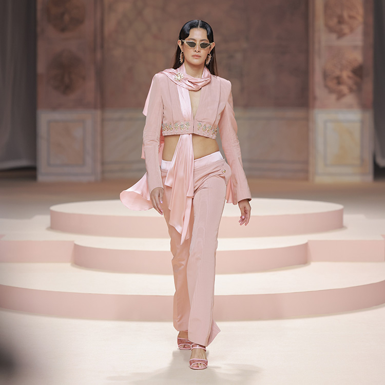 Fashion News, SIRIVANNAVARI, TAPESTRIES OF DREAMS, Spring/Summer 2023, สมเด็จพระเจ้าลูกเธอ เจ้าฟ้าสิริวัณณวรี นารีรัตนราชกัญญา, S'Homme, คอลเลคชั่นใหม่, ออกใหม่, เดรส, ชุด, กระโปรง, กางเกง, เครื่องประดับ, กระเป๋า, รองเท้า