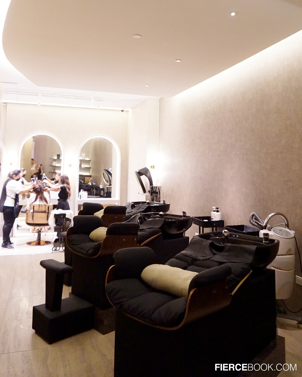 Lifestyle, Happening Relaxing Hair & Nail Spa, The Emporium, ฉลองครบรอบ 10 ปี, รีวิว, สปาผม, สปาเล็บ, ทำเล็บ, สปามือเท้า, ทำเล็บเจล, ทรีทเมนท์, หนังศีรษะ, สถานที่ผ่อนคลาย