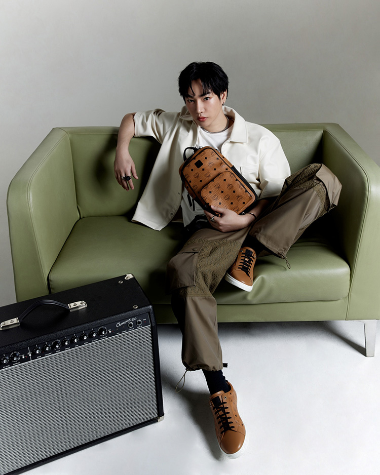 Fashion News, MCM, MCM ON THE ROCK, ปราง กัญญ์ณรัณ, เป๊ก ผลิตโชค, SS23, Spring/Summer 2023, คอลเลคชั่นใหม่, ออกใหม่, แคมเปญใหม่, ถ่ายแบบ, ร่วมงานกันครั้งแรก