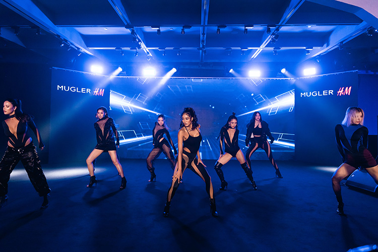 Fashion News, H&M, Mugler, อีเวนท์, ปาร์ตี้, จัดงาน, กิจกรรมพิเศษ, เปิดตัวคอลเลคชั่น, H&M x Mugler, collaboration, H&M ประเทศไทย, Mugler H&M, คอลลาบอเรชั่นคอลเลคชั่น